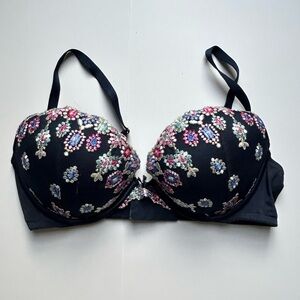 Victoria’s Secret Dream Angels Push Up Floral Embroidered Lace Bra 36C